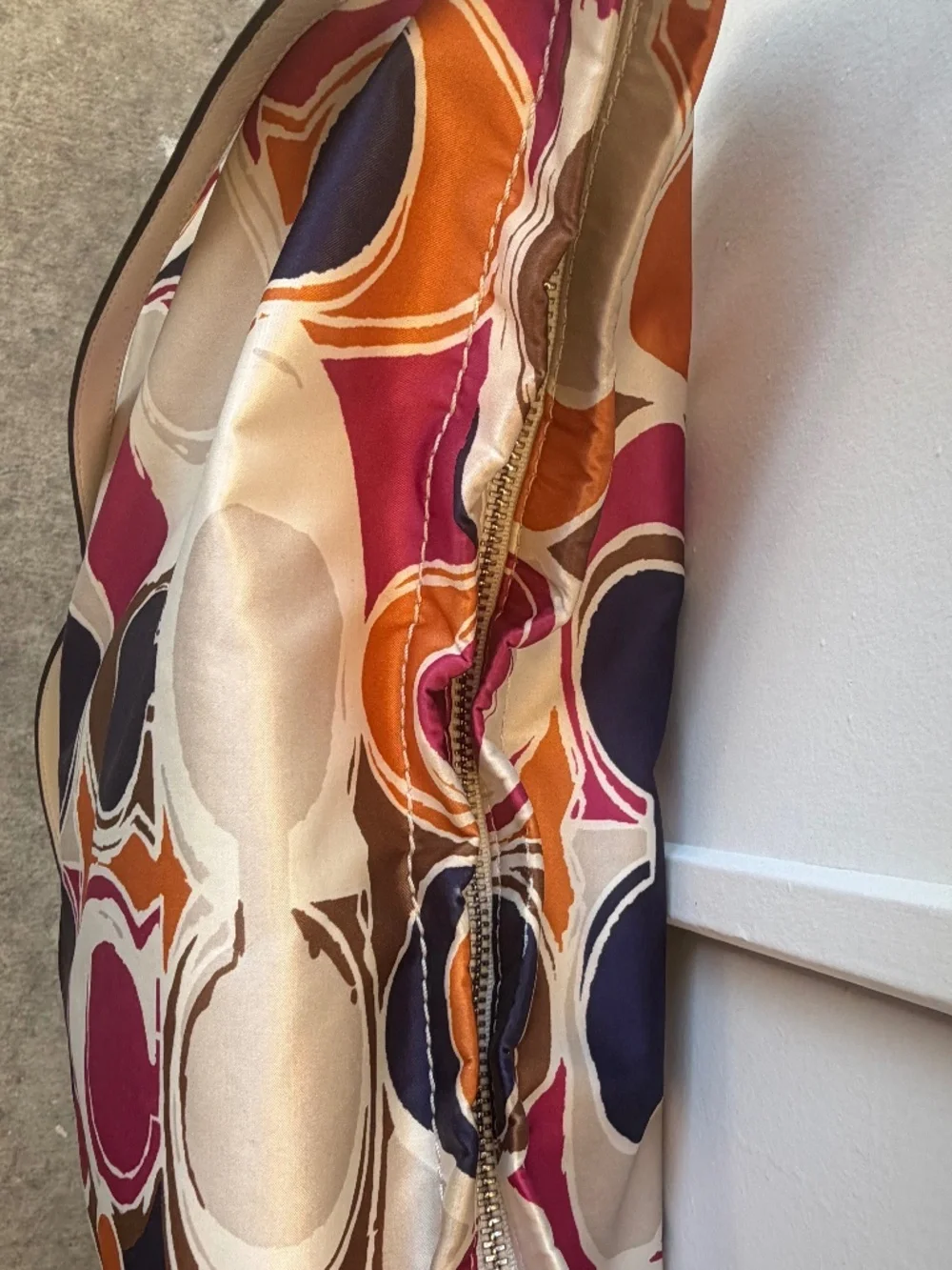 Coach Park Hand Drawn Scarf Print Hobo Bag - Style F23282